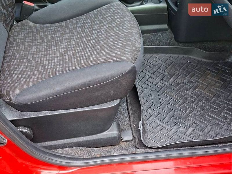 Хетчбек Nissan Note 2007 в Рівному