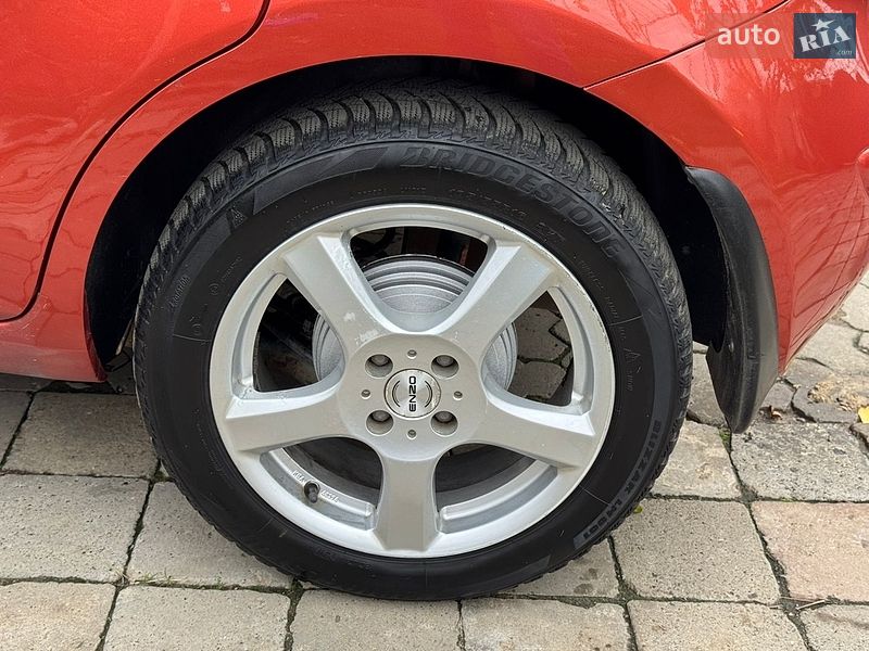 Хэтчбек Nissan Note 2007 в Ивано-Франковске