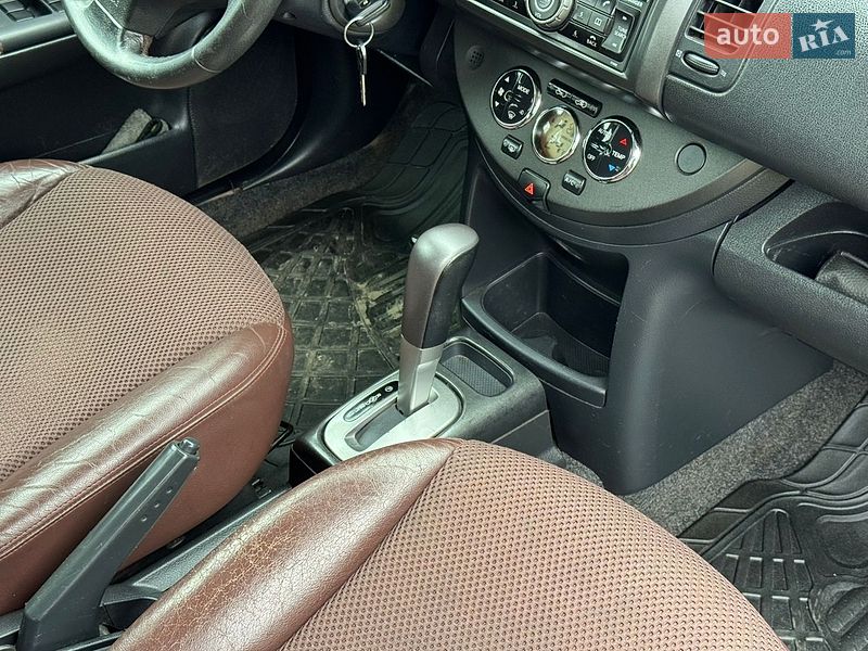 Хэтчбек Nissan Note 2007 в Ивано-Франковске