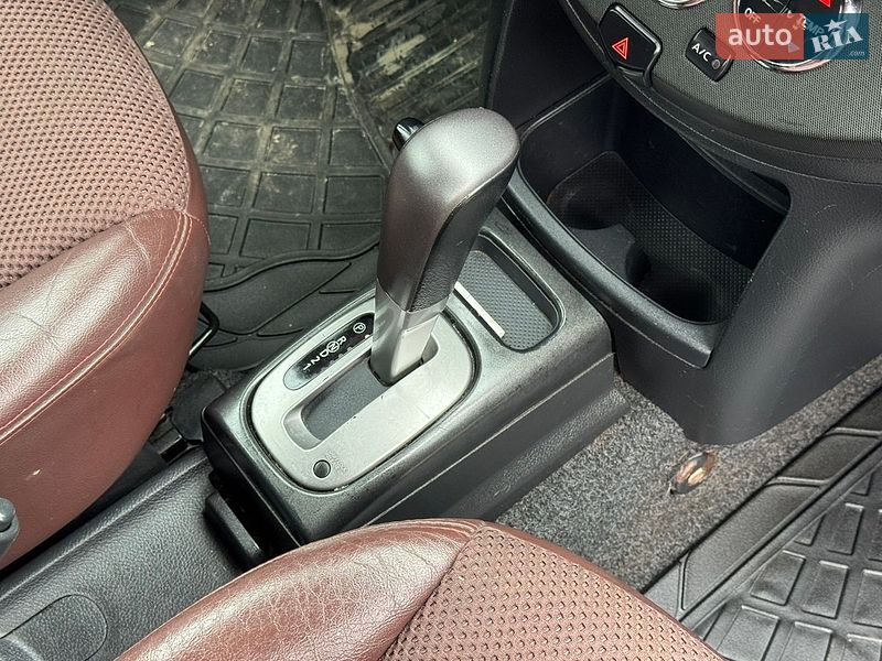 Хэтчбек Nissan Note 2007 в Ивано-Франковске