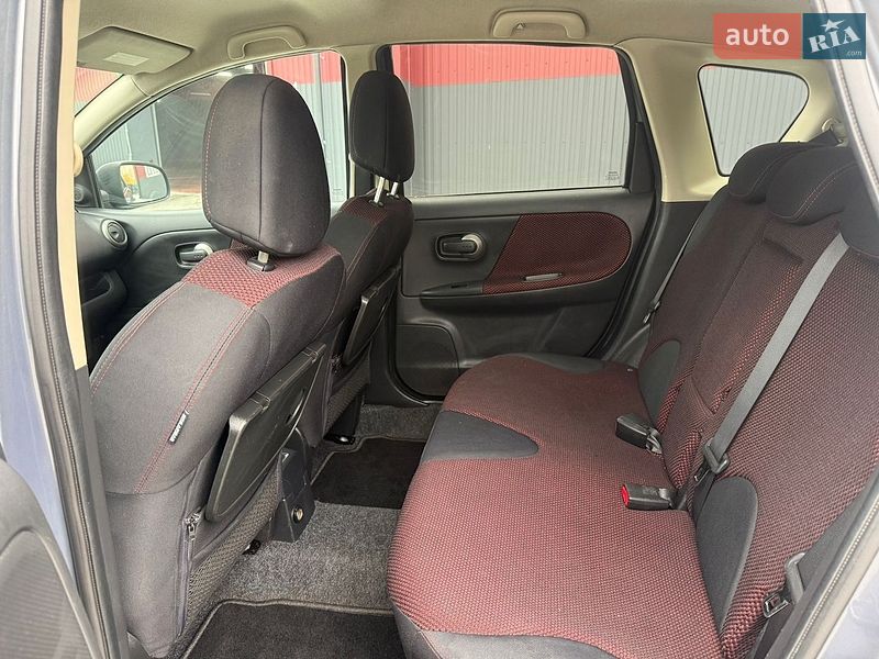 Хэтчбек Nissan Note 2007 в Дубно