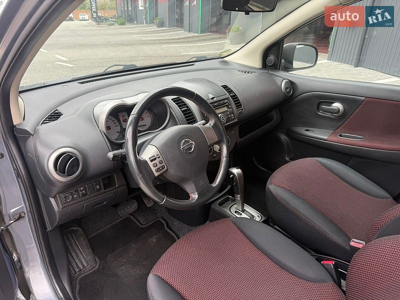 Хэтчбек Nissan Note 2007 в Дубно