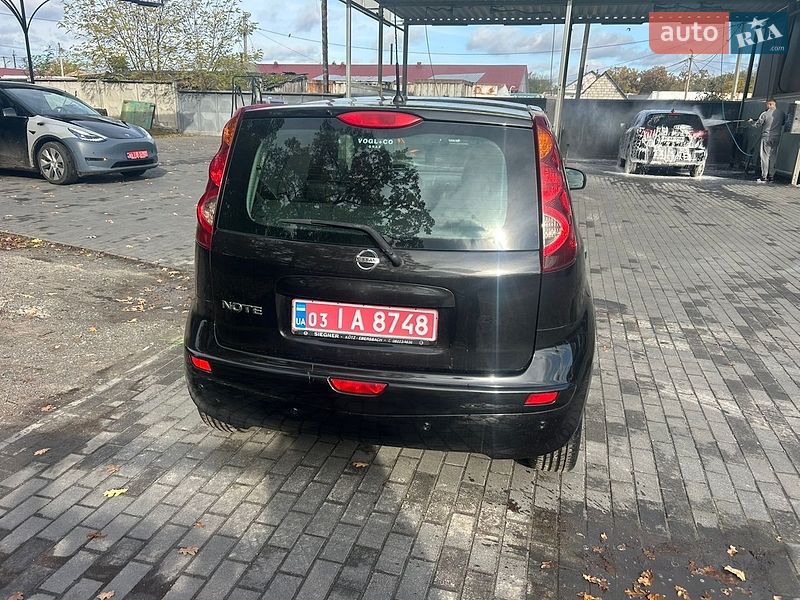 Хетчбек Nissan Note 2012 в Ківерцях фото 6 Хетчбек Nissan Note 2012 в Ківерцях