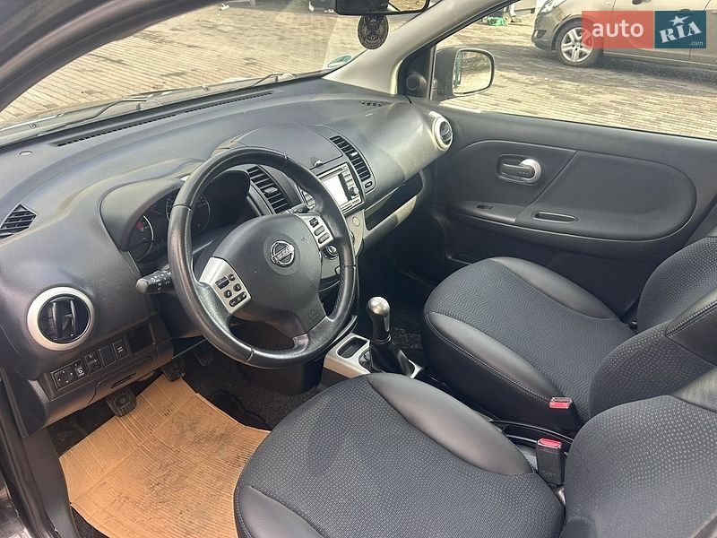 Хетчбек Nissan Note 2012 в Ківерцях фото 8 Хетчбек Nissan Note 2012 в Ківерцях