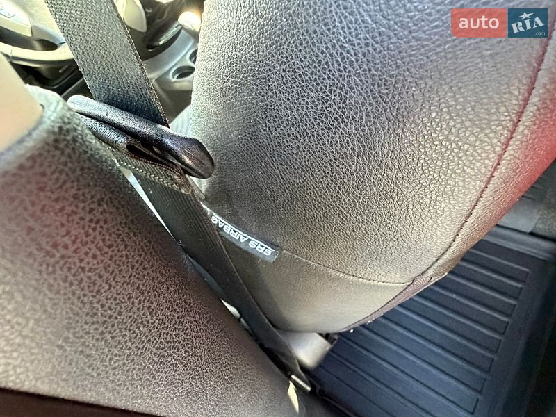 Хэтчбек Nissan Note 2014 в Львове