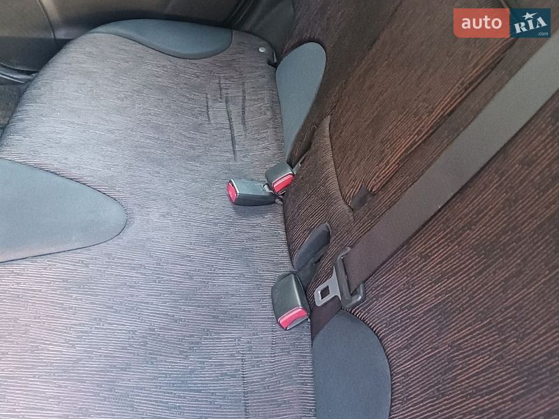 Хэтчбек Nissan Note 2010 в Одессе