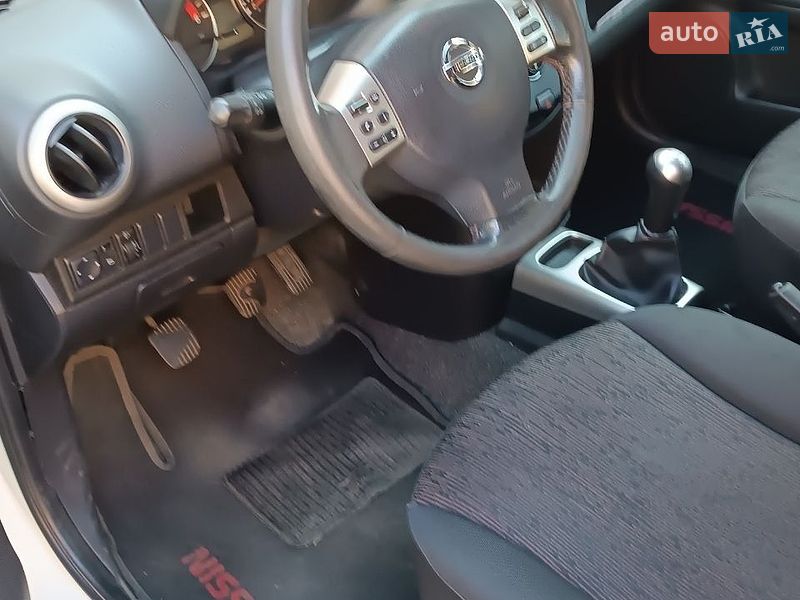 Хэтчбек Nissan Note 2010 в Одессе