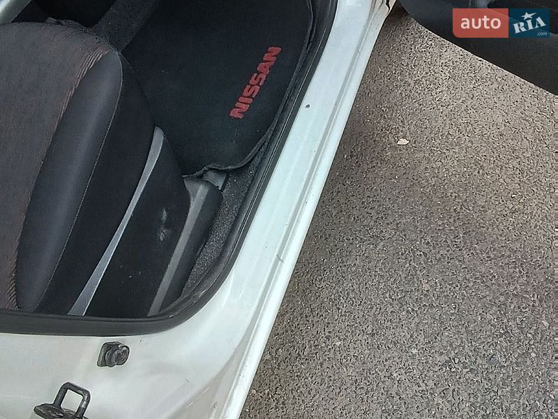 Хэтчбек Nissan Note 2010 в Одессе