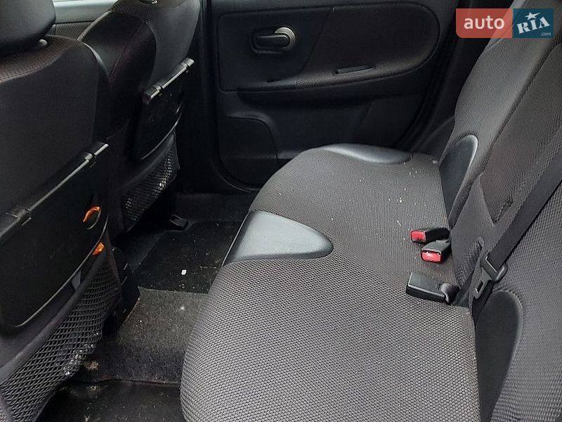 Хэтчбек Nissan Note 2008 в Киеве