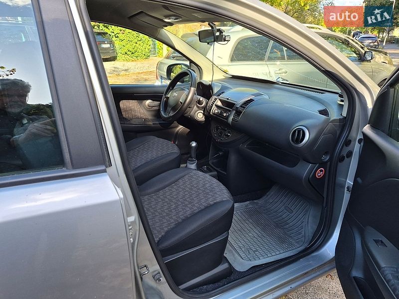 Хетчбек Nissan Note 2007 в Львові