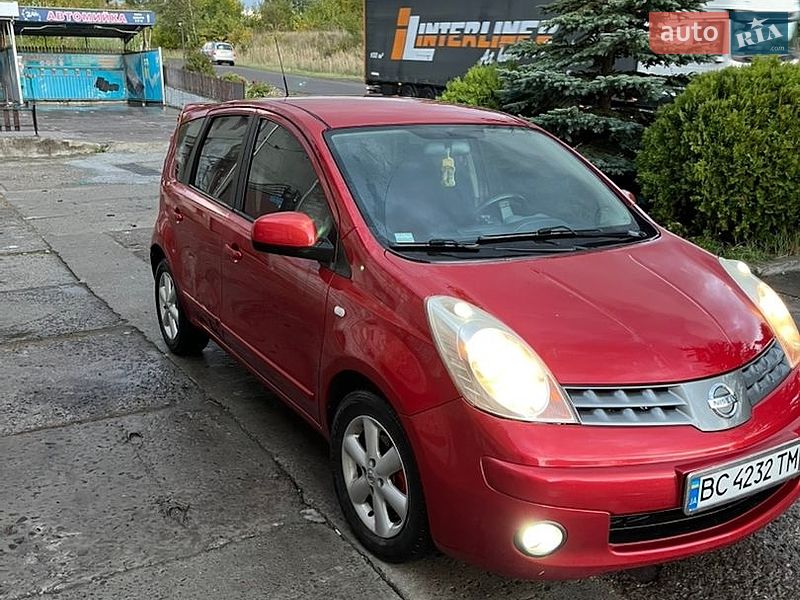 Хэтчбек Nissan Note 2008 в Жидачове