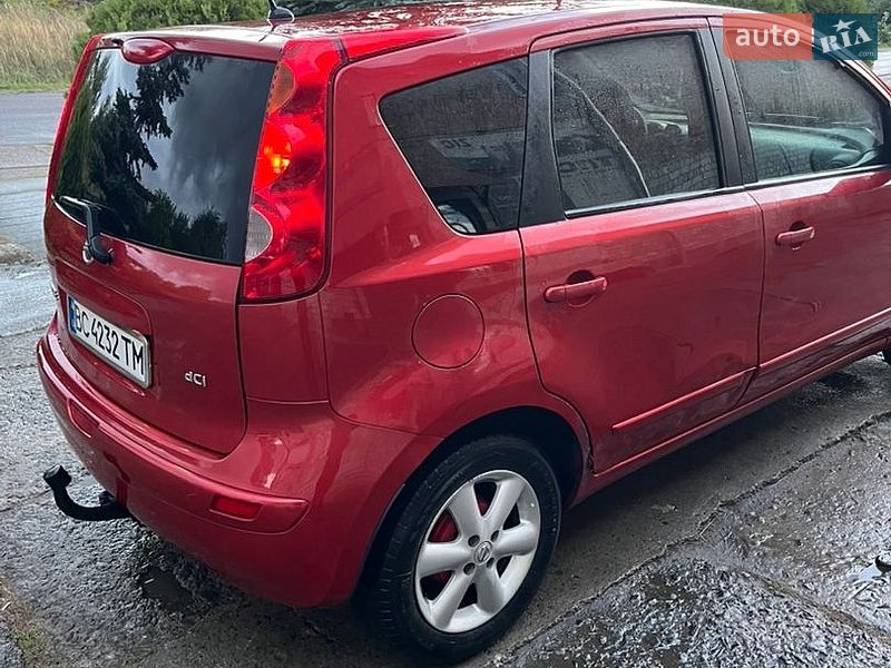 Хэтчбек Nissan Note 2008 в Жидачове