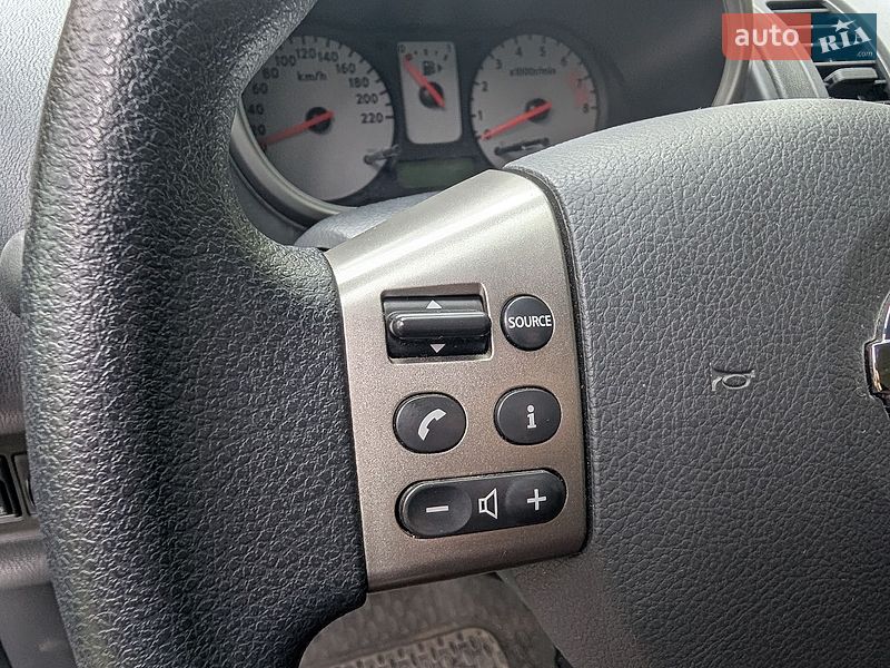 Хэтчбек Nissan Note 2007 в Киеве