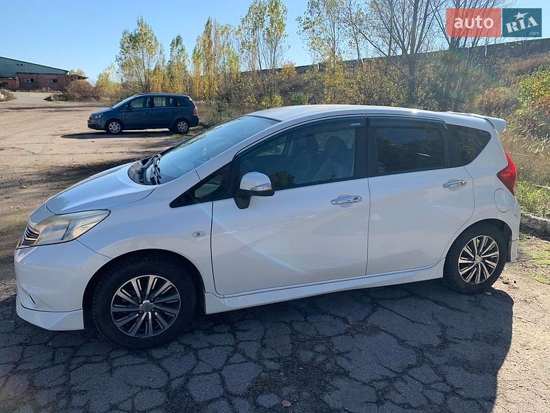 Хетчбек Nissan Note 2013 в Новій Водолагі фото 2 Хетчбек Nissan Note 2013 в Новій Водолагі