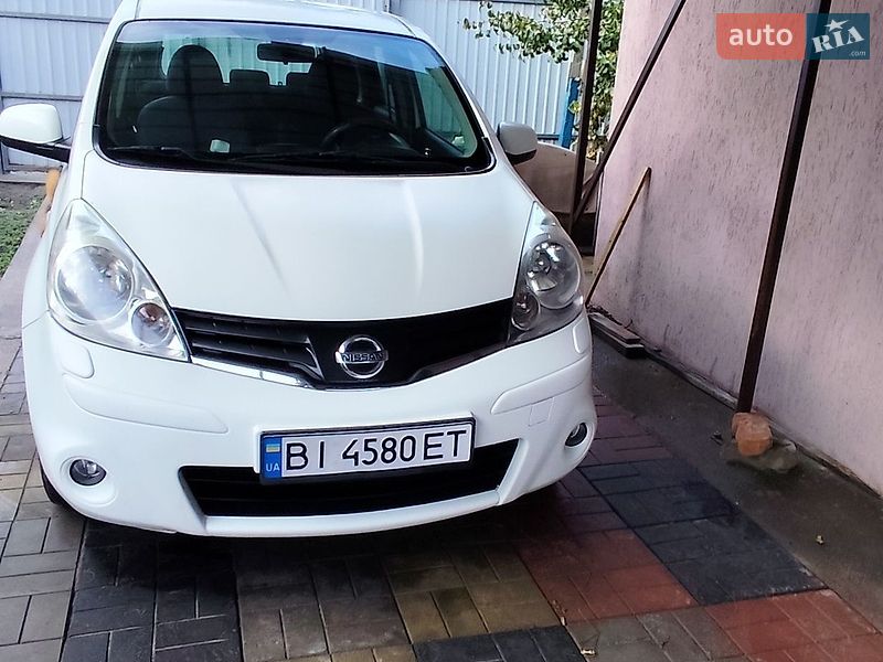 Хэтчбек Nissan Note 2011 в Полтаве фото Хэтчбек Nissan Note 2011 в Полтаве