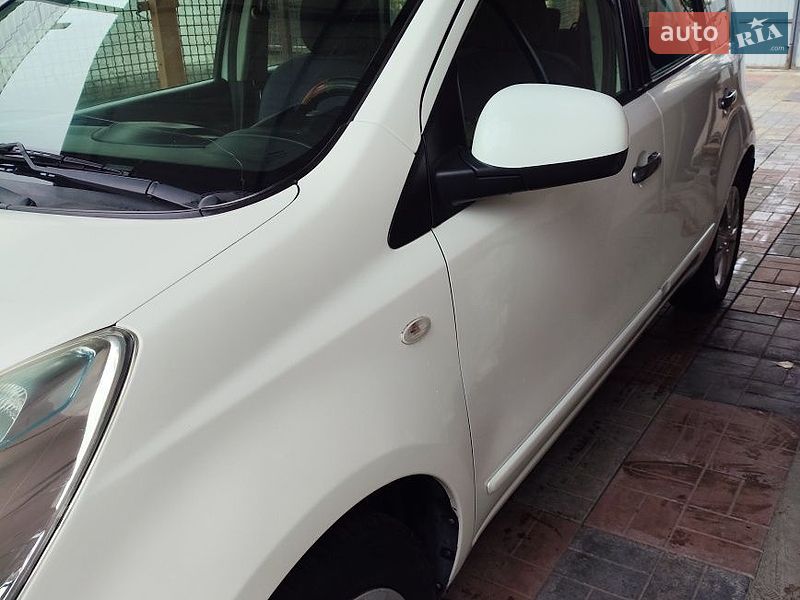 Хэтчбек Nissan Note 2011 в Полтаве фото 4 Хэтчбек Nissan Note 2011 в Полтаве