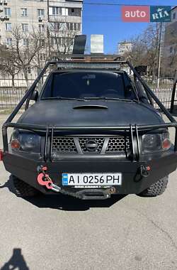 Nissan NP300 2008