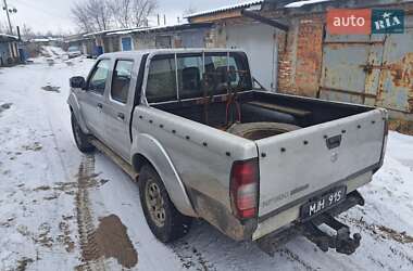 Пікап Nissan NP300 2011 в Межовій