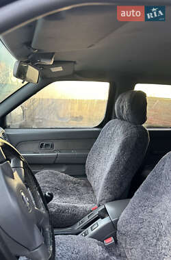 Пикап Nissan NP300 2013 в 