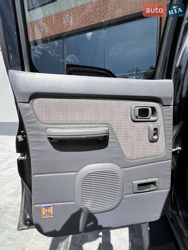 Пікап Nissan NP300 2011 в Києві