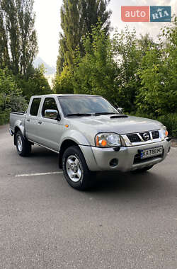 Пикап Nissan NP300 2014 в Обухове