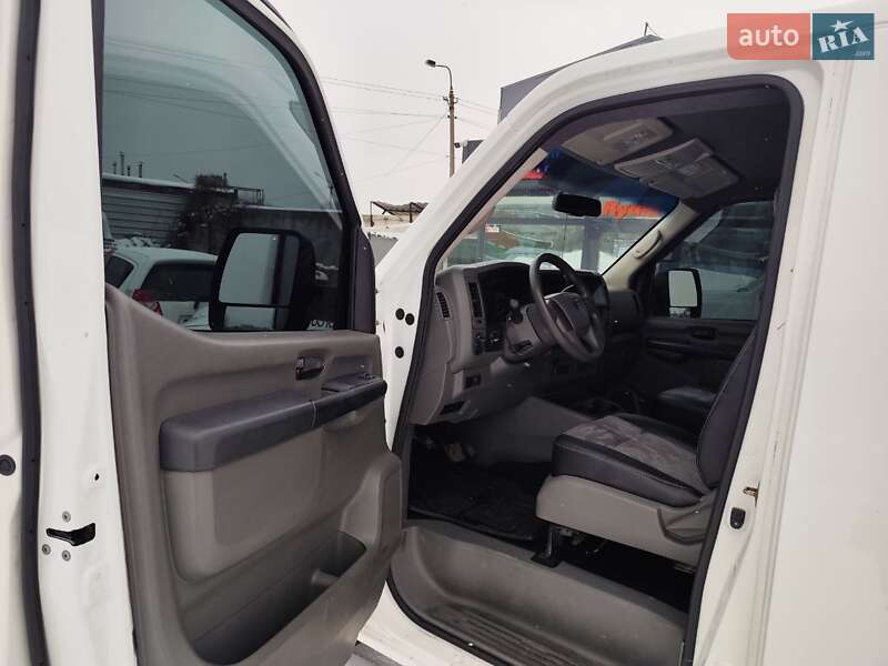 Грузовой фургон Nissan NV1500 2017 в Киеве
