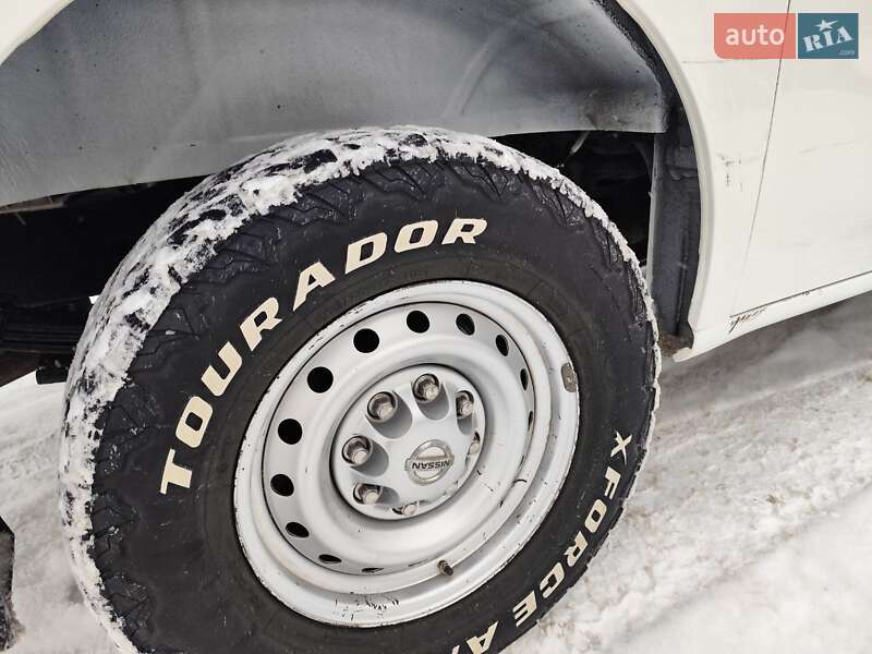 Грузовой фургон Nissan NV1500 2017 в Киеве