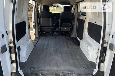 Вантажопасажирський фургон Nissan NV200 2015 в 