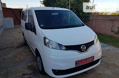 Nissan NV200 2011