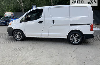 Грузопассажирский фургон Nissan NV200 2016 в Харькове