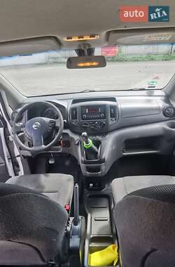 Грузовой фургон Nissan NV200 2014 в Киеве