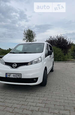 Мінівен Nissan NV200 2012 в Рівному