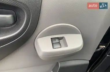 Nissan NV200 2014