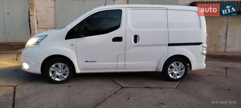 Вантажний фургон Nissan NV200 2018 в Кривому Розі фото 12 Вантажний фургон Nissan NV200 2018 в Кривому Розі
