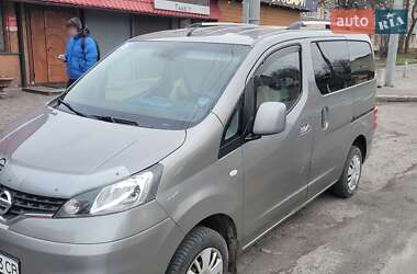 Nissan NV200 2012