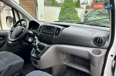 Минивэн Nissan NV200 2014 в 