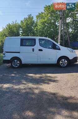 Вантажний фургон Nissan NV200 2016 в 