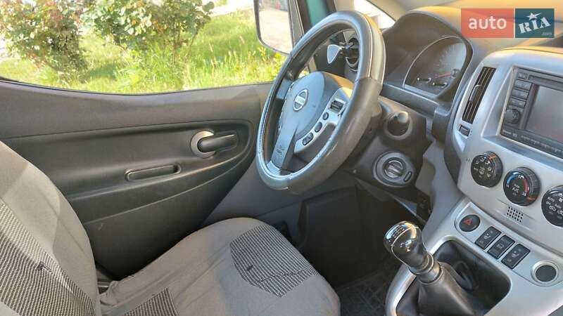 Мінівен Nissan NV200 2012 в Херсоні