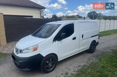Вантажний фургон Nissan NV200 2015 в Харкові