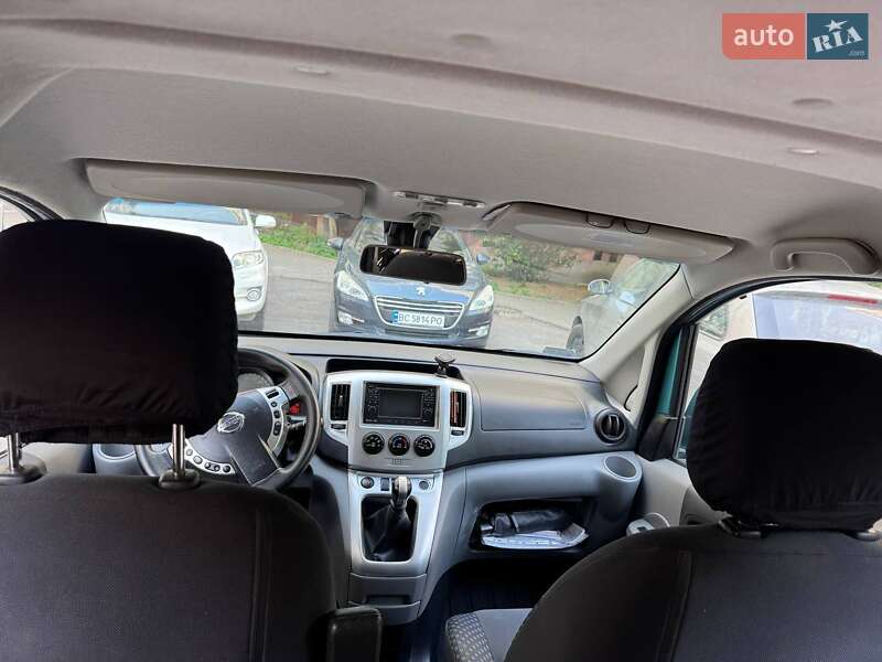 Мінівен Nissan NV200 2012 в Львові
