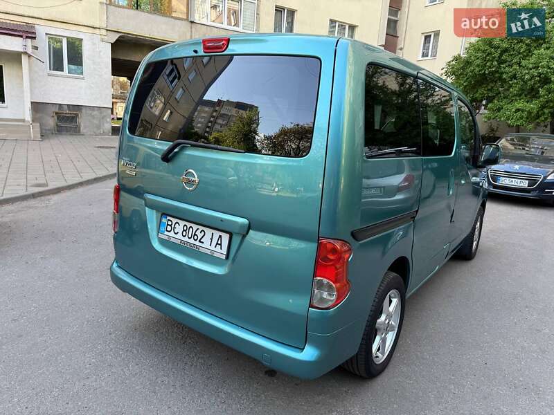 Мінівен Nissan NV200 2012 в Львові