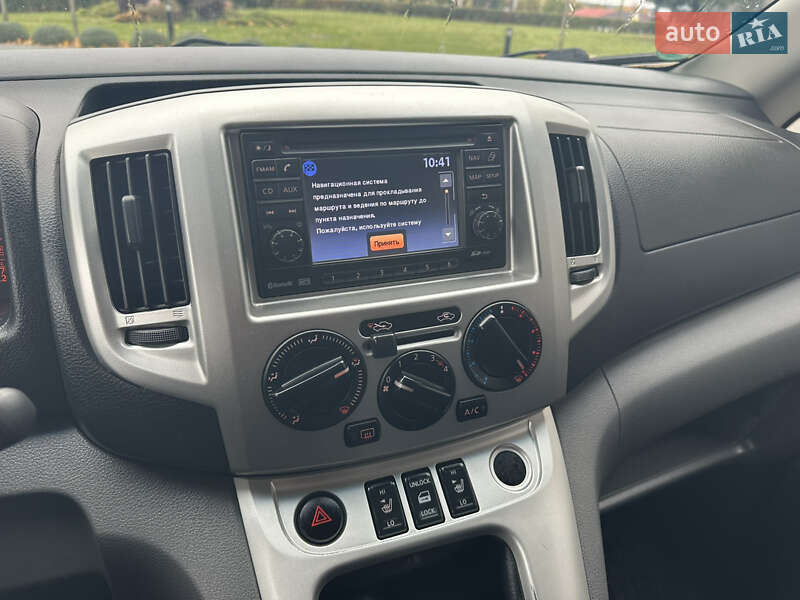 Мінівен Nissan NV200 2011 в Луцьку