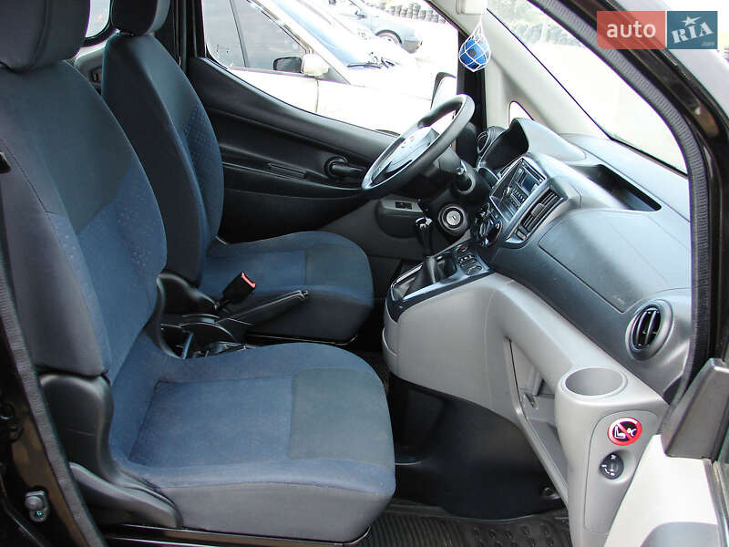 Минивэн Nissan NV200 2012 в Одессе
