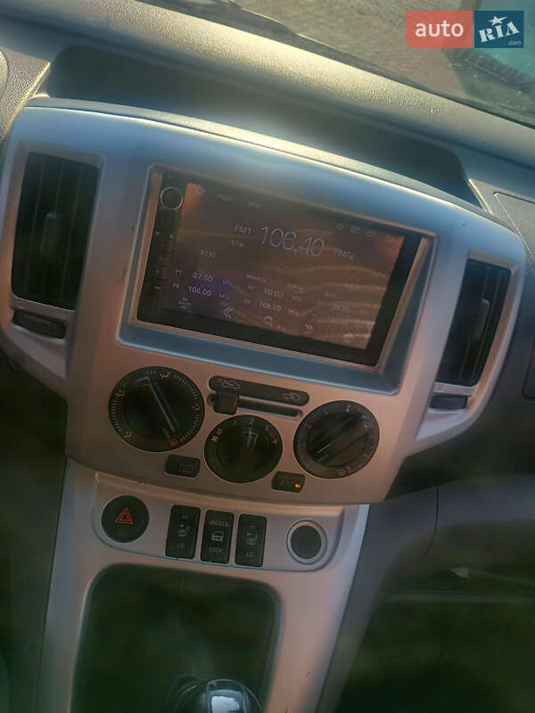 Минивэн Nissan NV200 2011 в Ровно фото 17 Минивэн Nissan NV200 2011 в Ровно