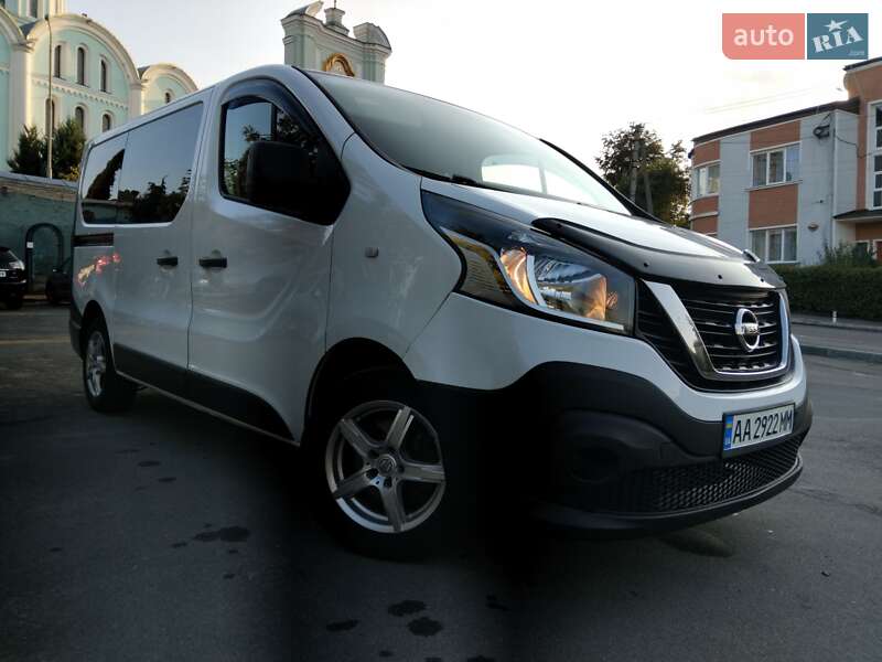 Мінівен Nissan NV300 2017 в Володимирі