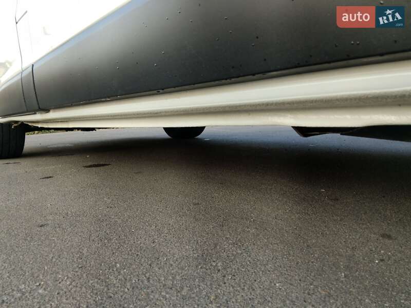 Мінівен Nissan NV300 2017 в Володимирі