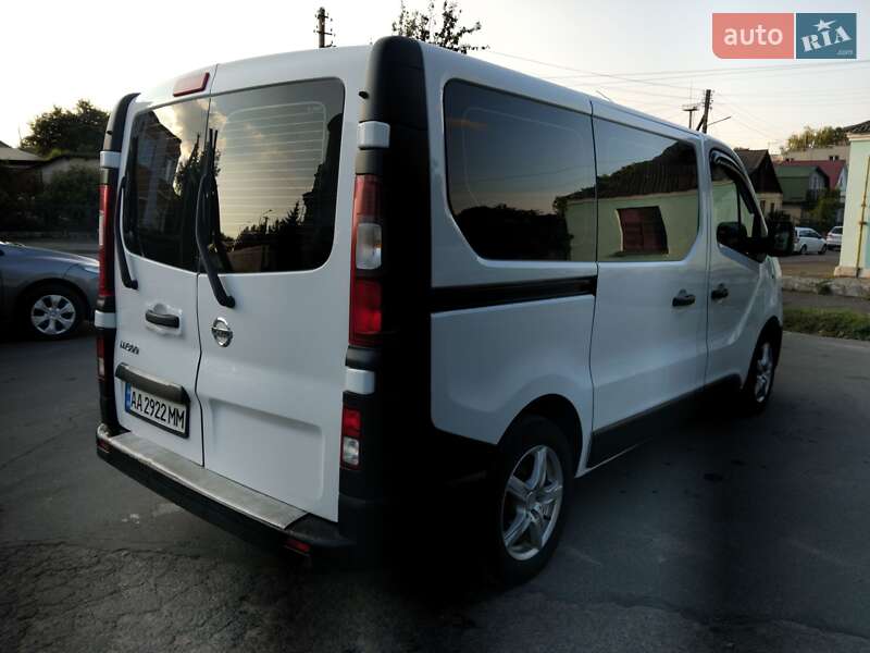 Мінівен Nissan NV300 2017 в Володимирі