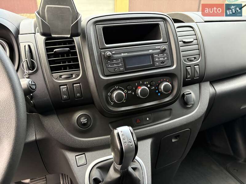 Мінівен Nissan NV300 2020 в Луцьку