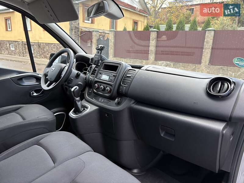 Мінівен Nissan NV300 2020 в Луцьку