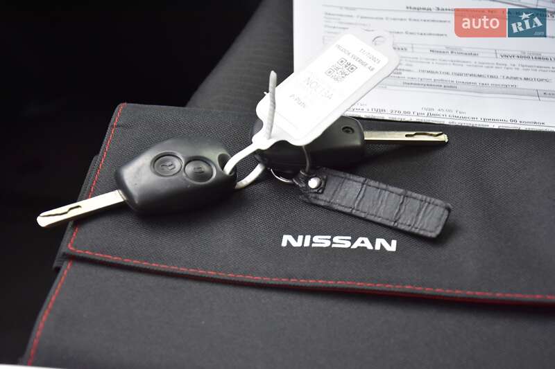 Вантажний фургон Nissan NV300 2021 в Львові